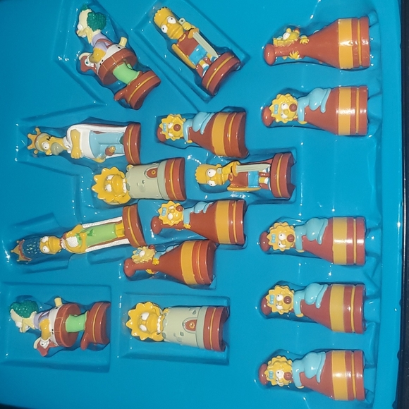 Vintage Simpsons 1998 Chess Set - Picture 2 of 5